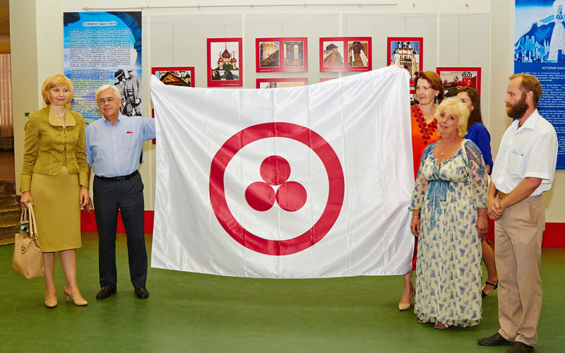 Знамя Мира вручено  нижегородцам